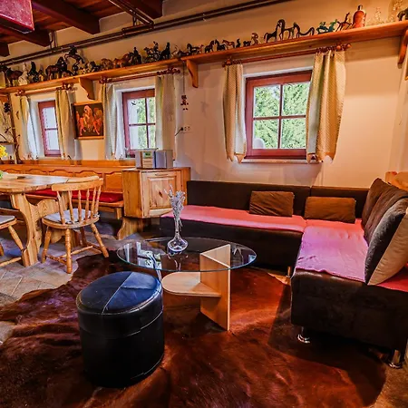 Kaval With Free Onsite Wellness דירה