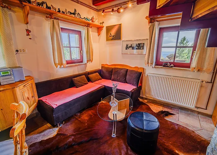 Kaval With Free Onsite Wellness アパート